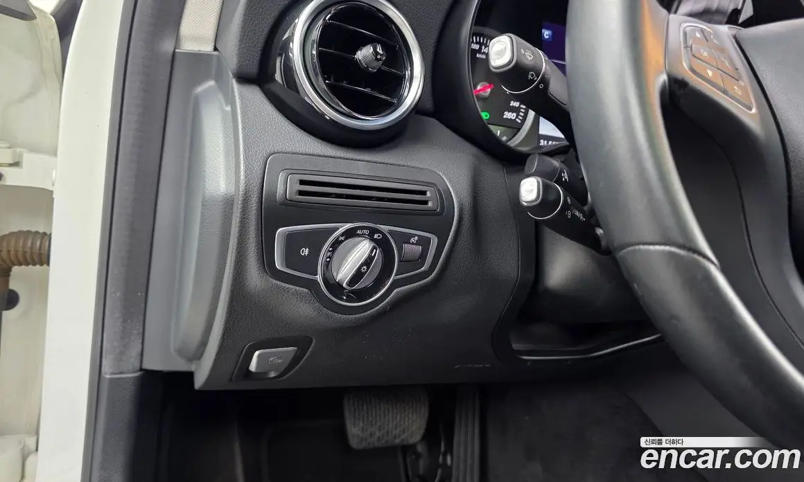 Mercedes-Benz C-Class 2016 1.6 автомат (гидро), фото 16 Mercedes-Benz C-Class 2016 1.6 автомат (гидро), фото 16