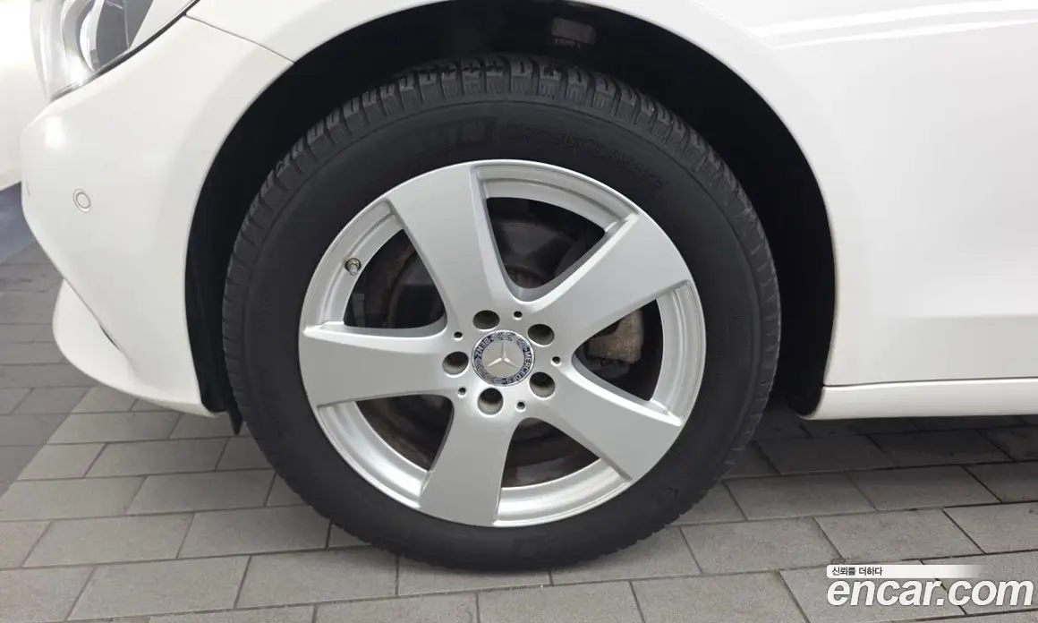 Mercedes-Benz C-Class 2016 1.6 автомат (гидро), фото 5 Mercedes-Benz C-Class 2016 1.6 автомат (гидро), фото 5