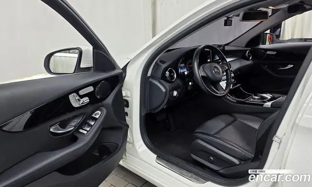 Mercedes-Benz C-Class 2016 1.6 автомат (гидро), миниатюра 10 Mercedes-Benz C-Class 2016 1.6 автомат (гидро), миниатюра 10