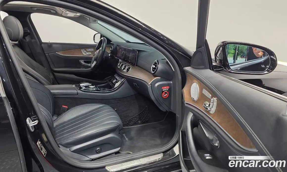 Mercedes-Benz E-Class 2018 2.0 автомат (гидро), фото 17 Mercedes-Benz E-Class 2018 2.0 автомат (гидро), фото 17