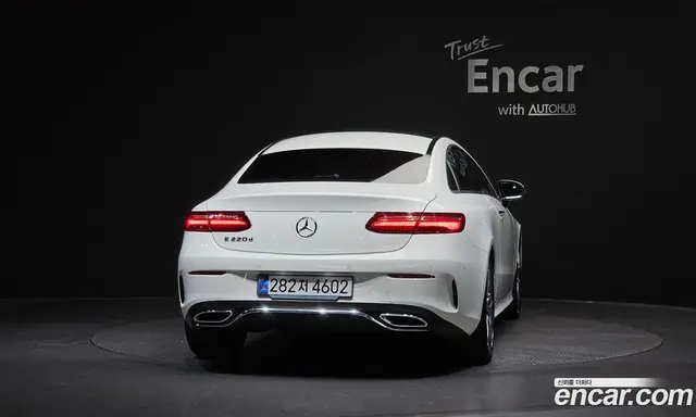 Mercedes-Benz E-Class 2019 1.9 автомат (гидро), миниатюра 3