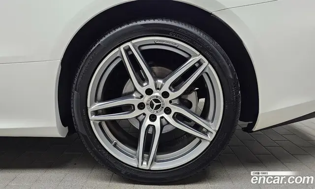 Mercedes-Benz E-Class 2019 1.9 автомат (гидро), миниатюра 6