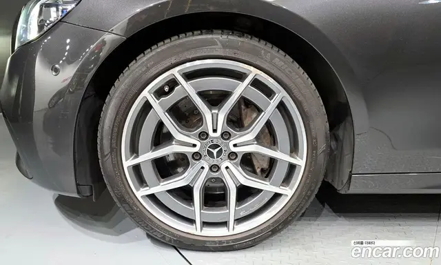 Mercedes-Benz E-Class 2020 1.9 автомат (гидро), миниатюра 5