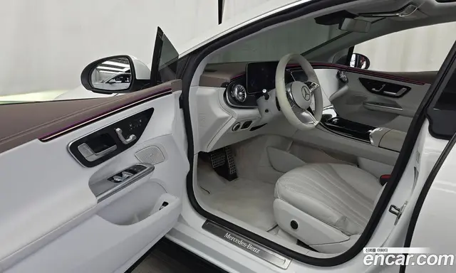 Mercedes-Benz EQE 2024 0.3 автомат (гидро), миниатюра 10 Mercedes-Benz EQE 2024 0.3 автомат (гидро), миниатюра 10