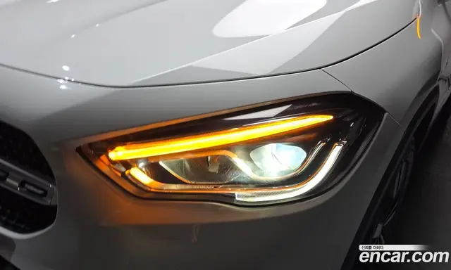 Mercedes-Benz GLA-Class 2021 2.0 автомат (гидро), миниатюра 8 Mercedes-Benz GLA-Class 2021 2.0 автомат (гидро), миниатюра 8