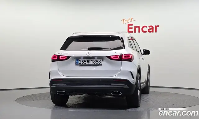 Mercedes-Benz GLA-Class 2023 2.0 автомат (гидро), миниатюра 4 Mercedes-Benz GLA-Class 2023 2.0 автомат (гидро), миниатюра 4