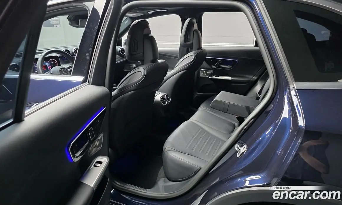 Mercedes-Benz GLC-Class 2024 2.0 автомат (гидро), фото 17