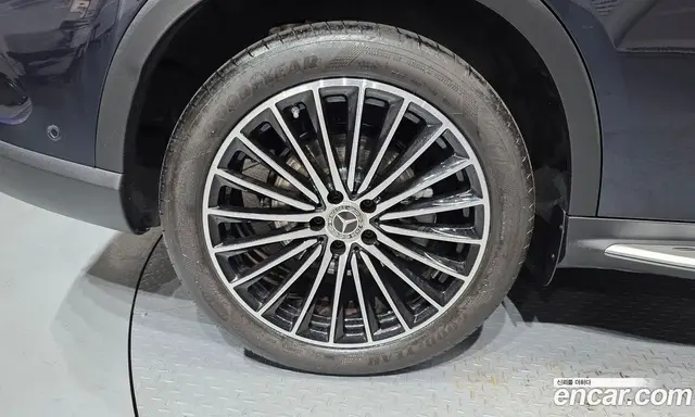 Mercedes-Benz GLC-Class 2024 2.0 автомат (гидро), миниатюра 5