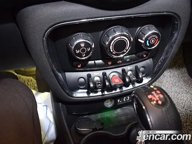 Mini Clubman 2017 1.5 автомат (гидро), миниатюра 11 Mini Clubman 2017 1.5 автомат (гидро), миниатюра 11