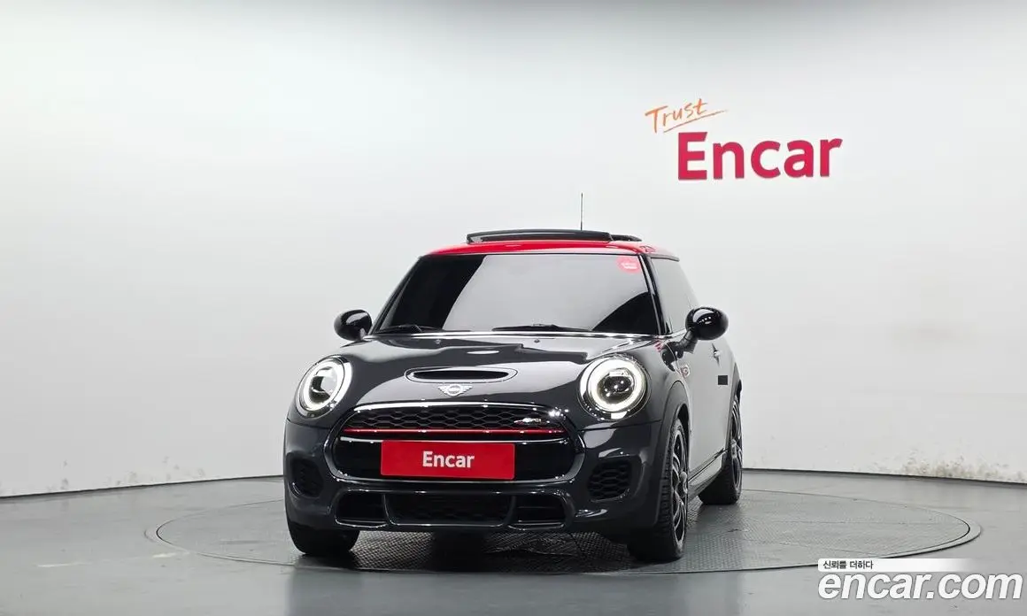 Mini Cooper 2019 2.0 автомат (гидро), фото 3 Mini Cooper 2019 2.0 автомат (гидро), фото 3