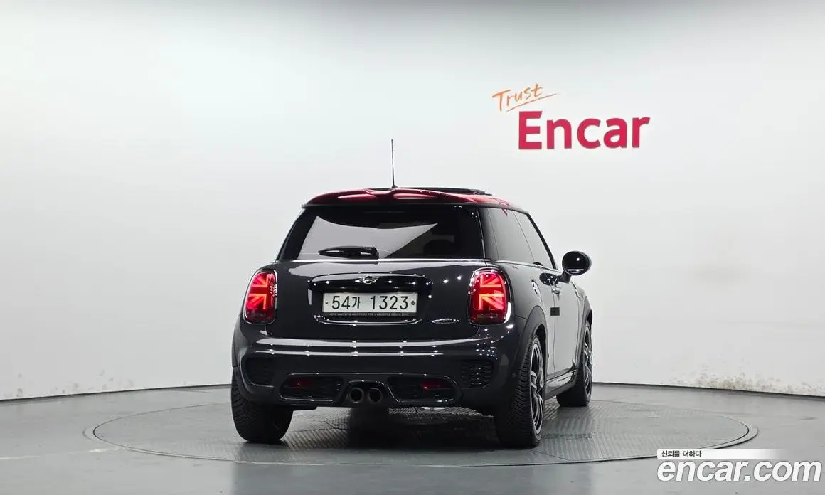 Mini Cooper 2019 2.0 автомат (гидро), фото 4 Mini Cooper 2019 2.0 автомат (гидро), фото 4