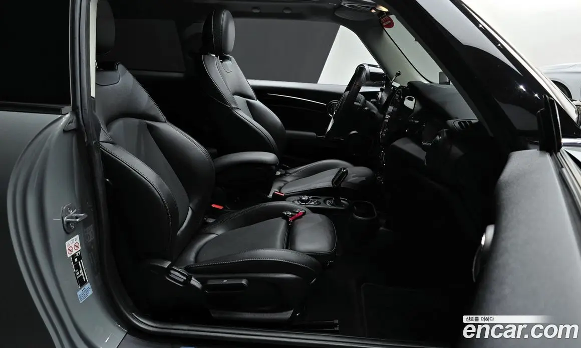 Mini Cooper 2022 2.0 автомат (гидро), фото 16 Mini Cooper 2022 2.0 автомат (гидро), фото 16