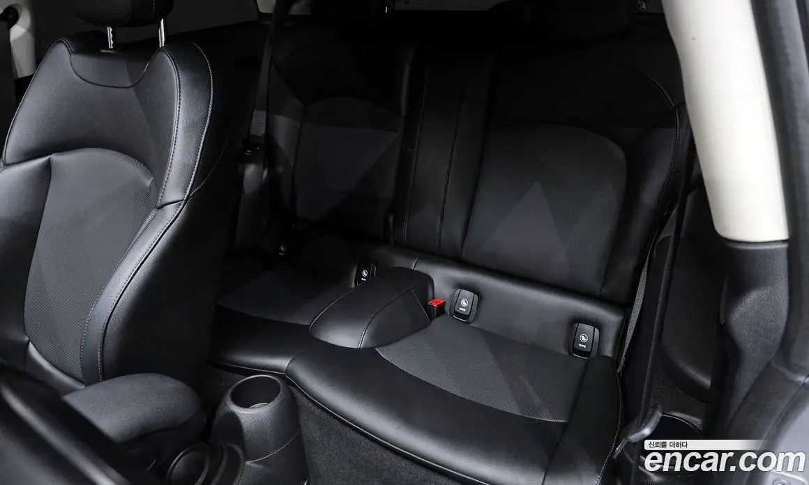 Mini Cooper 2022 2.0 автомат (гидро), фото 17 Mini Cooper 2022 2.0 автомат (гидро), фото 17