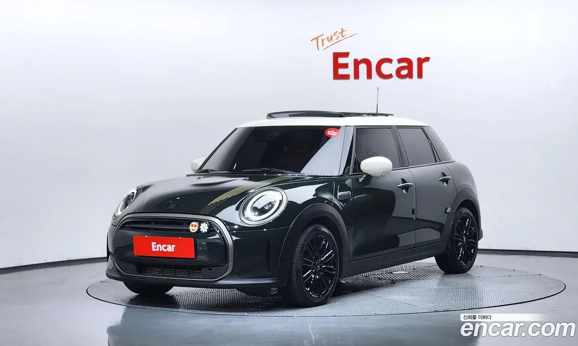 Mini Cooper 2022 1.5 автомат (гидро), фото 1 Mini Cooper 2022 1.5 автомат (гидро), фото 1
