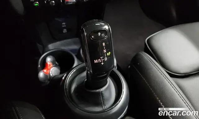 Mini Cooper 2023 1.5 автомат (гидро), миниатюра 12