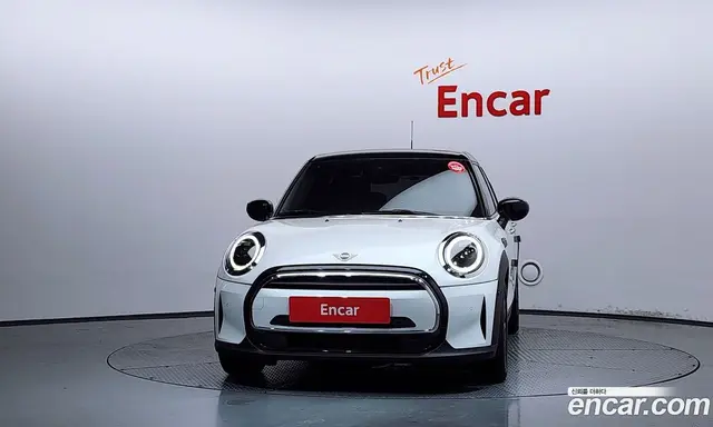 Mini Cooper 2023 1.5 автомат (гидро), миниатюра 3