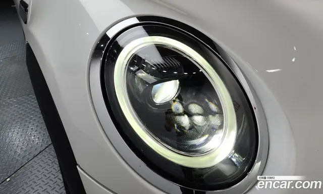 Mini Cooper 2023 1.5 автомат (гидро), миниатюра 8