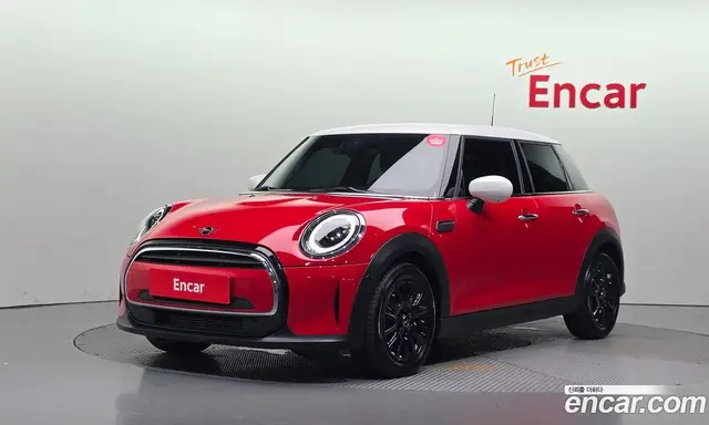 Mini Cooper, 2023, 27 962 км