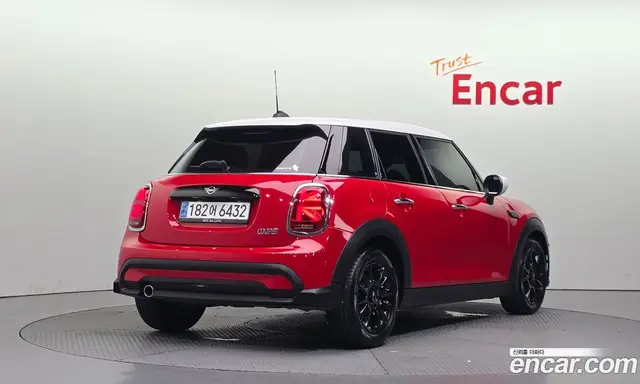 Mini Cooper 2023 1.5 автомат (гидро), миниатюра 2