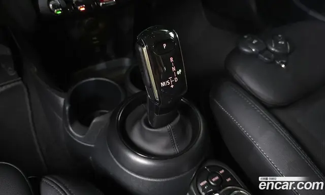 Mini Cooper 2023 1.5 автомат (гидро), миниатюра 12