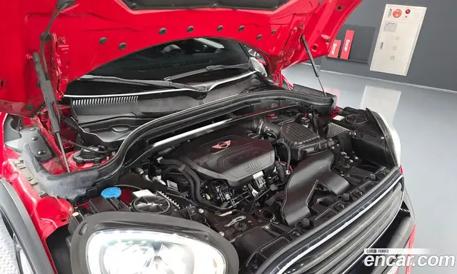 Mini Countryman 2018 2.0 автомат (гидро), миниатюра 6
