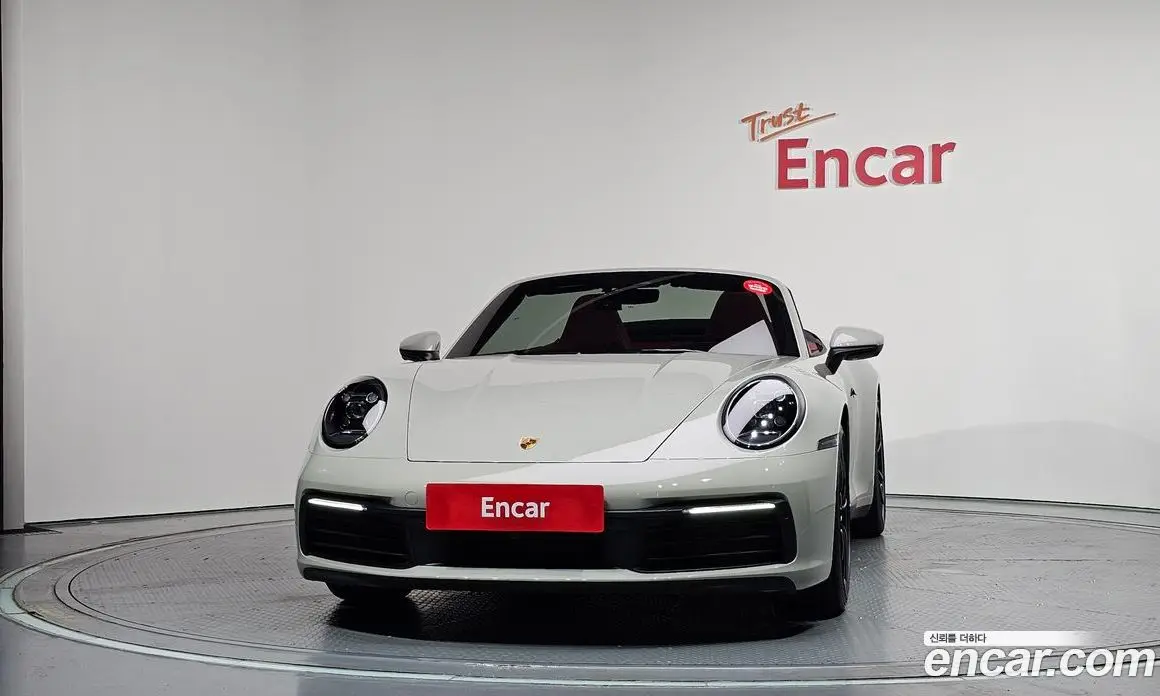 Porsche 911 2023 3.0 автомат (гидро), фото 3 Porsche 911 2023 3.0 автомат (гидро), фото 3