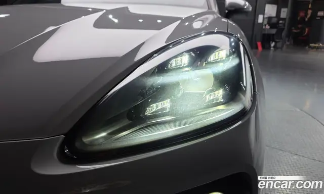 Porsche Cayenne 2019 3.0 автомат (гидро), миниатюра 8