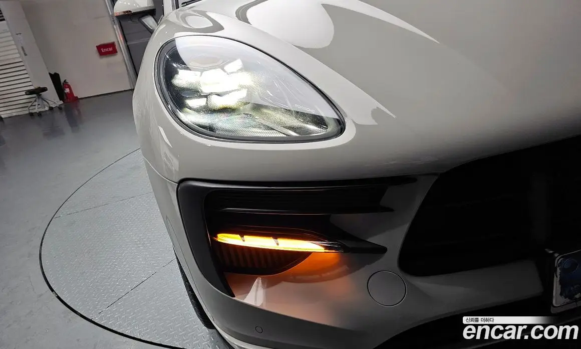 Porsche Macan 2021 2.9 автомат (гидро), фото 8