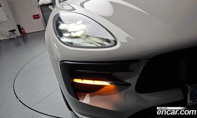 Porsche Macan 2021 2.9 автомат (гидро), миниатюра 8