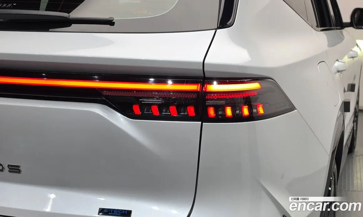 Renault (Samsung) Grand Koleos 2024 1.5 автомат (гидро), фото 9 Renault (Samsung) Grand Koleos 2024 1.5 автомат (гидро), фото 9