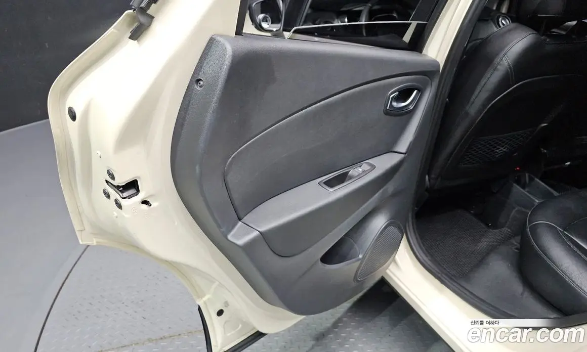 Renault (Samsung) QM3 2017 1.5 автомат (гидро), фото 15