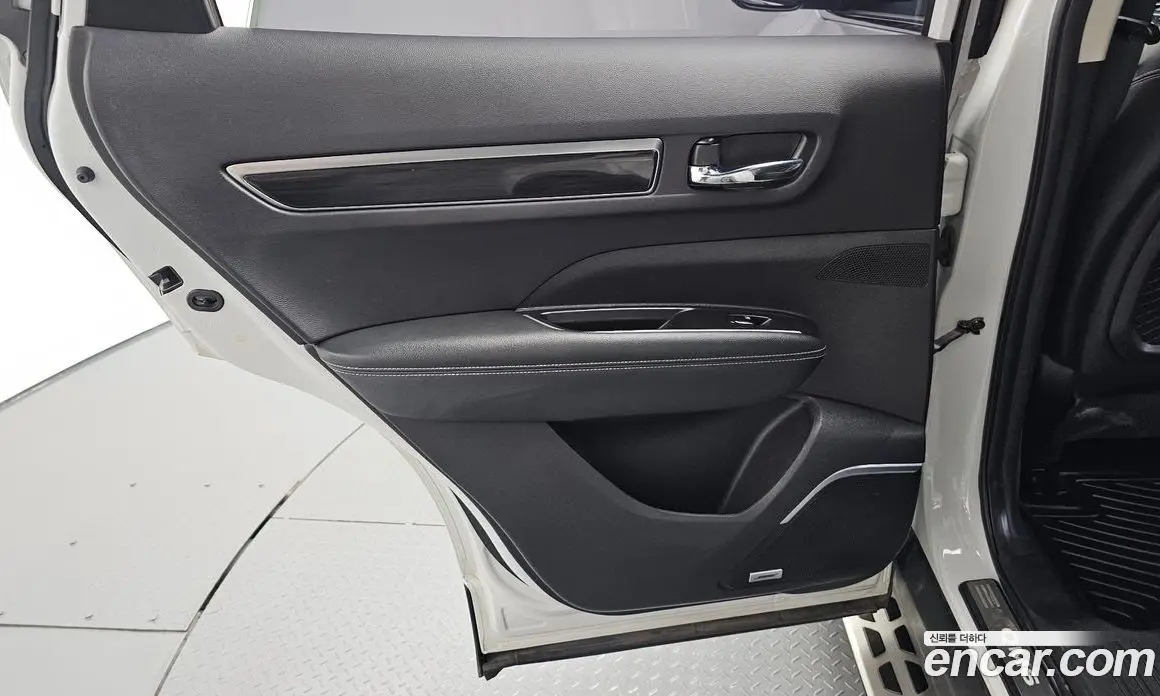 Renault (Samsung) QM6 2017 2.0 автомат (гидро), фото 15 Renault (Samsung) QM6 2017 2.0 автомат (гидро), фото 15