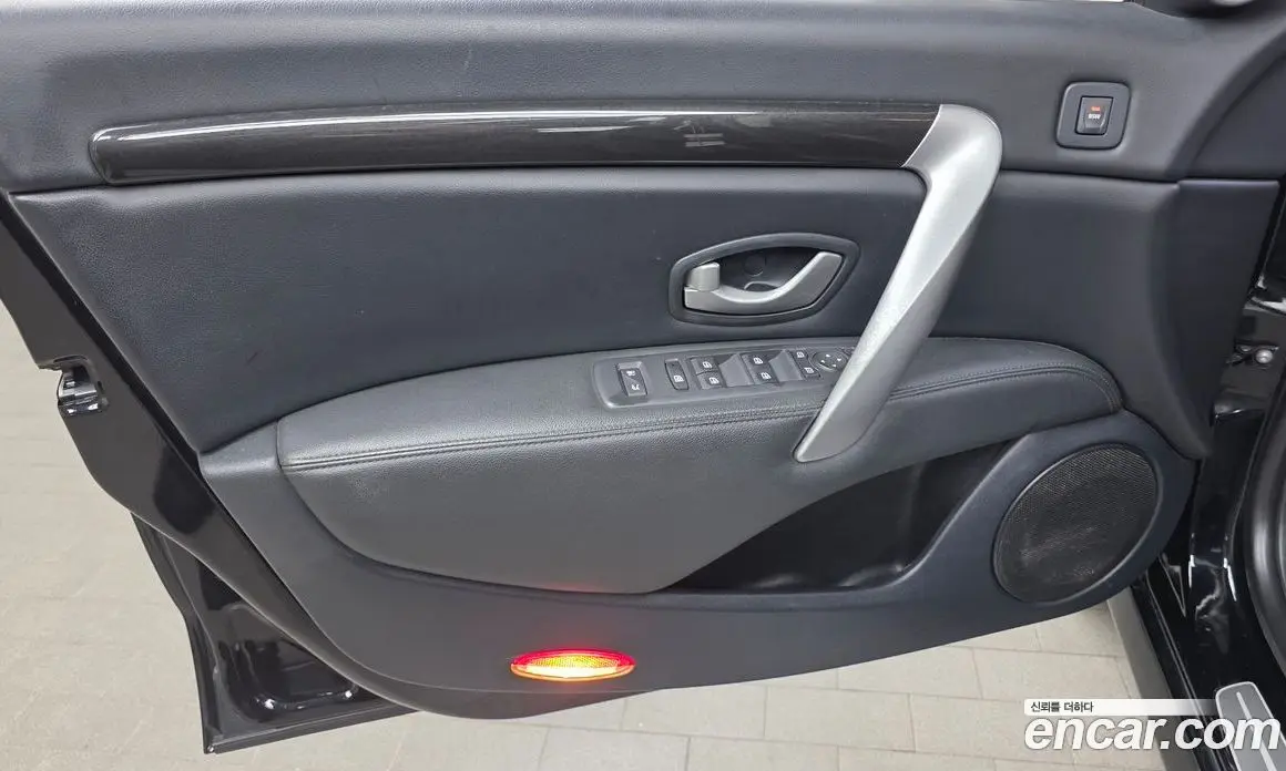 Renault (Samsung) SM7 2018 2.0 автомат (гидро), фото 13 Renault (Samsung) SM7 2018 2.0 автомат (гидро), фото 13