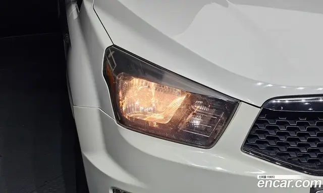SsangYong Korando 2015 2.0 автомат (гидро), миниатюра 7