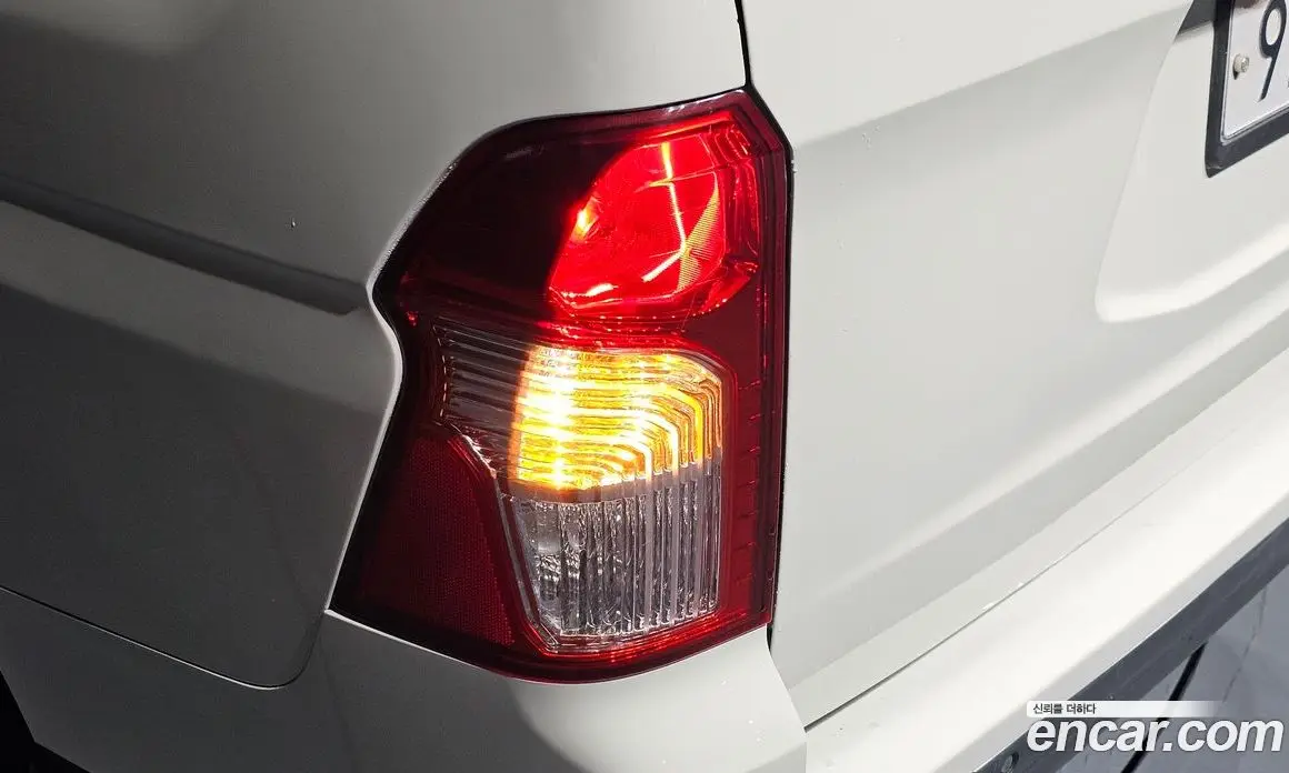 SsangYong Korando 2015 2.0 автомат (гидро), фото 8