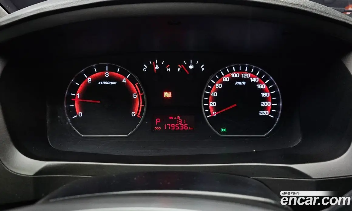 SsangYong Korando 2015 2.0 автомат (гидро), фото 10