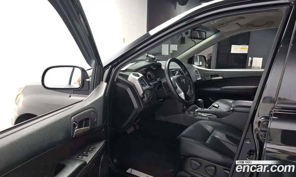 SsangYong Korando 2016 2.0 автомат (гидро), фото 13