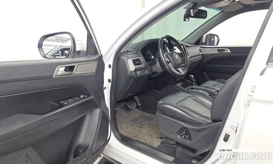 SsangYong Rexton 2018 2.2 автомат (гидро), фото 13