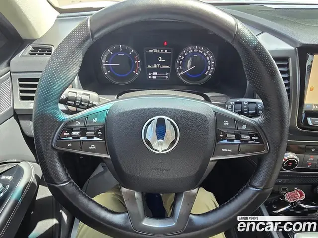 SsangYong Rexton 2020 2.2 автомат (гидро), миниатюра 11 SsangYong Rexton 2020 2.2 автомат (гидро), миниатюра 11