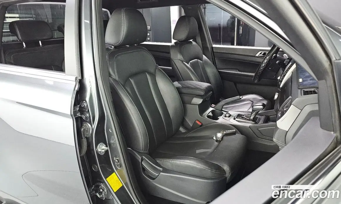 SsangYong Rexton 2023 2.2 автомат (гидро), фото 17