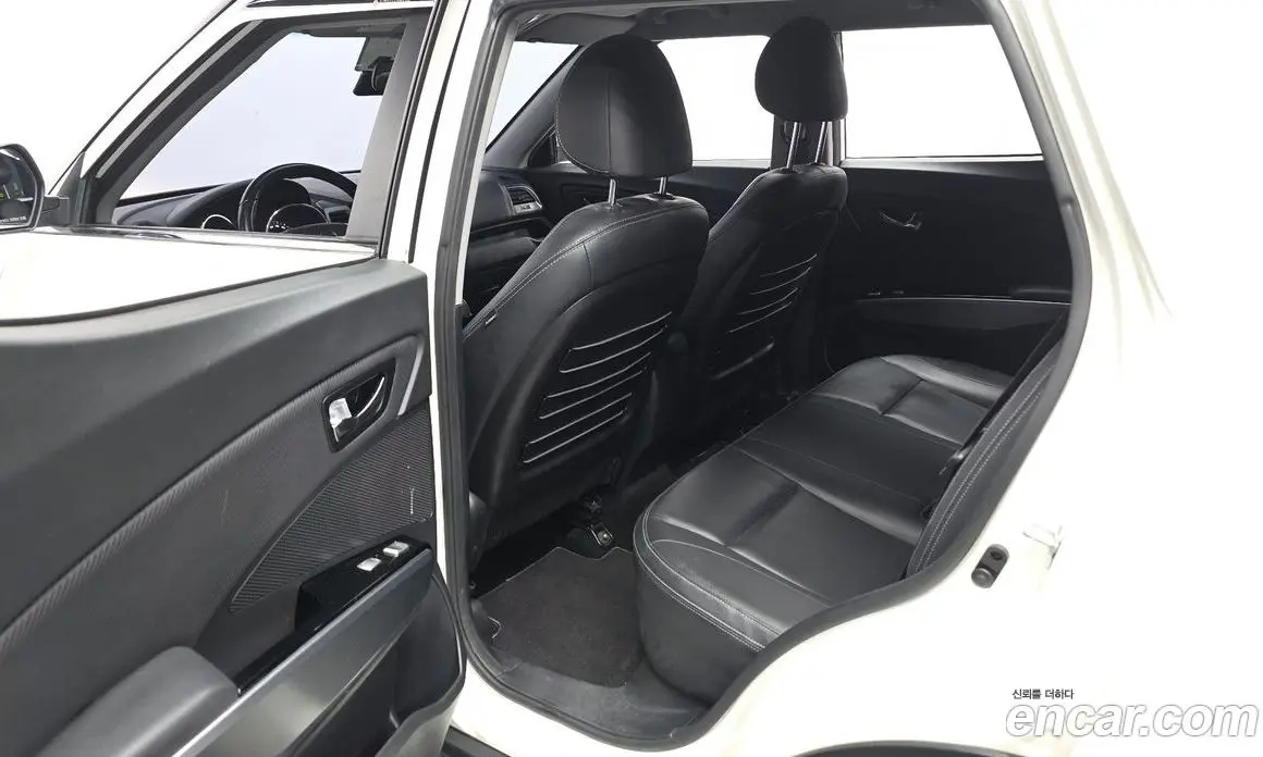 SsangYong TIBOLI 2017 1.6 автомат (гидро), фото 16