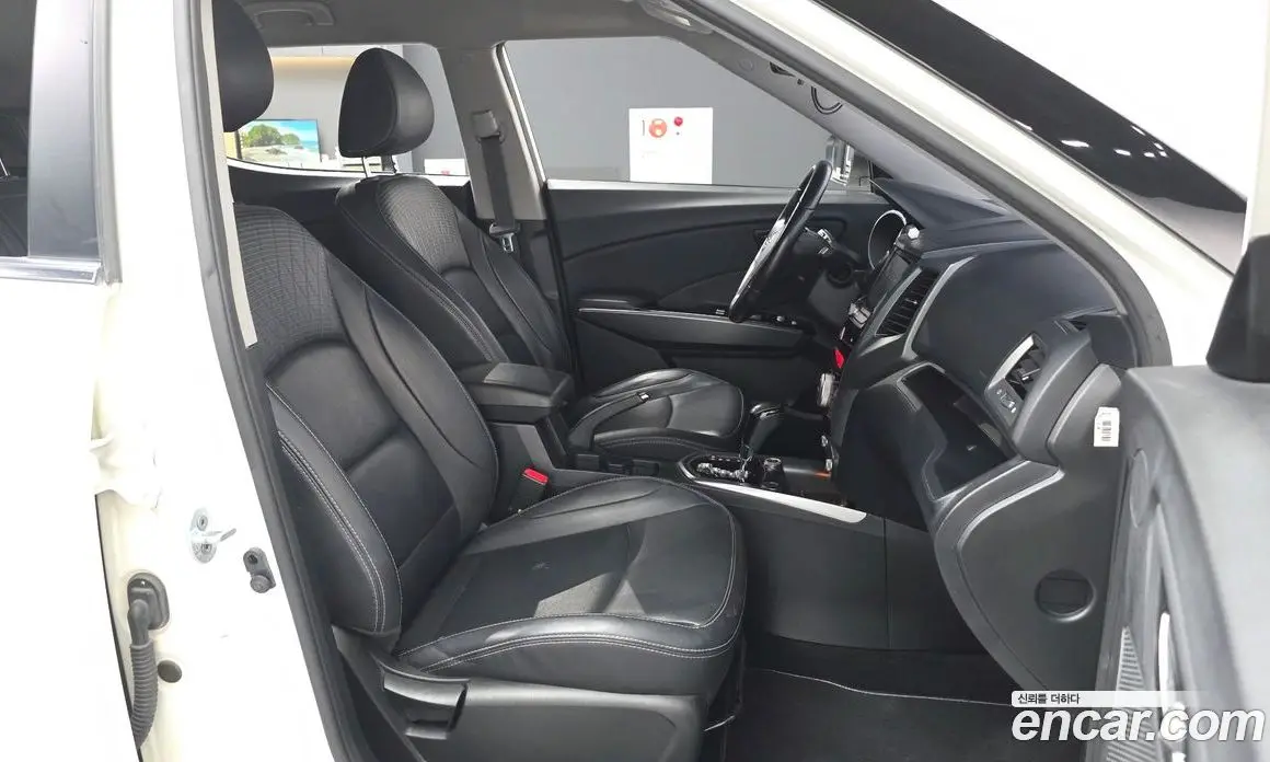 SsangYong TIBOLI 2017 1.6 автомат (гидро), фото 17