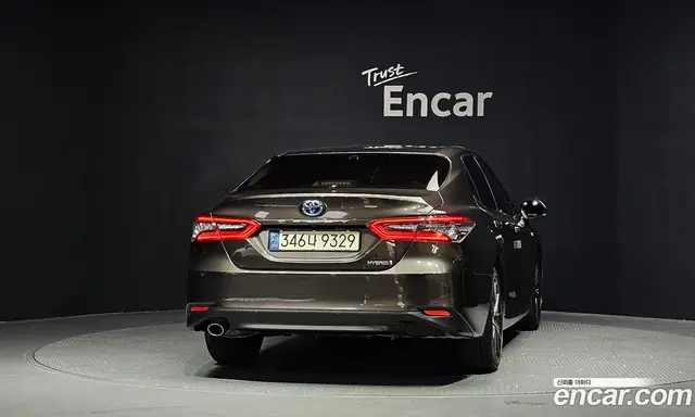 Toyota Camry 2023 2.5 автомат (гидро), миниатюра 4