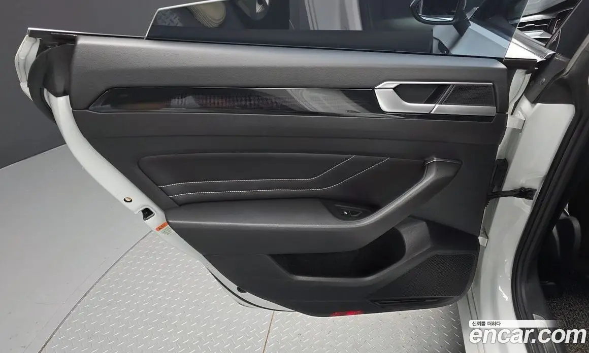 Volkswagen Arteon 2022 2.0 автомат (гидро), фото 15 Volkswagen Arteon 2022 2.0 автомат (гидро), фото 15