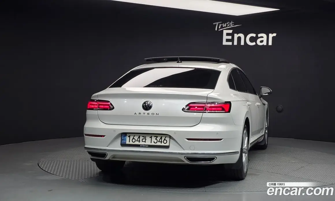Volkswagen Arteon 2022 2.0 автомат (гидро), фото 4 Volkswagen Arteon 2022 2.0 автомат (гидро), фото 4