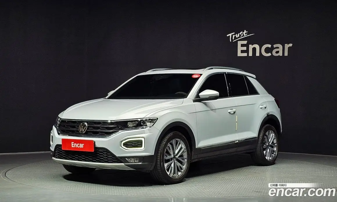 Volkswagen T-Roc 2021 2.0 автомат (гидро), фото 1 Volkswagen T-Roc 2021 2.0 автомат (гидро), фото 1