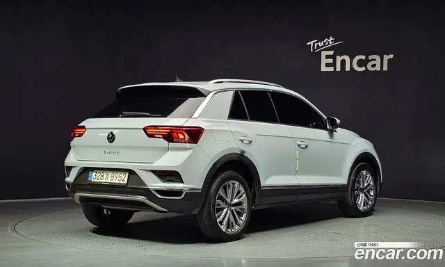 Volkswagen T-Roc 2021 2.0 автомат (гидро), миниатюра 2 Volkswagen T-Roc 2021 2.0 автомат (гидро), миниатюра 2