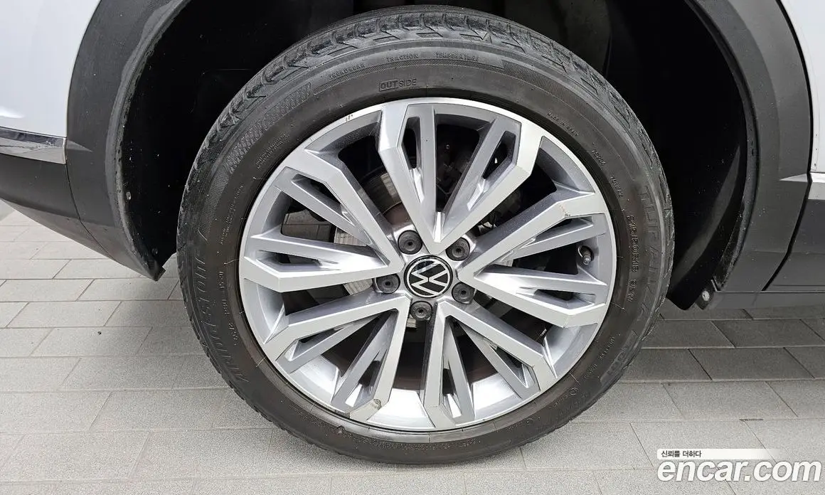 Volkswagen T-Roc 2021 2.0 автомат (гидро), фото 5 Volkswagen T-Roc 2021 2.0 автомат (гидро), фото 5