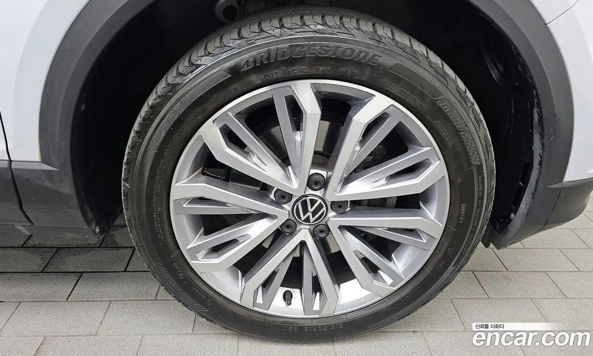 Volkswagen T-Roc 2021 2.0 автомат (гидро), фото 7 Volkswagen T-Roc 2021 2.0 автомат (гидро), фото 7