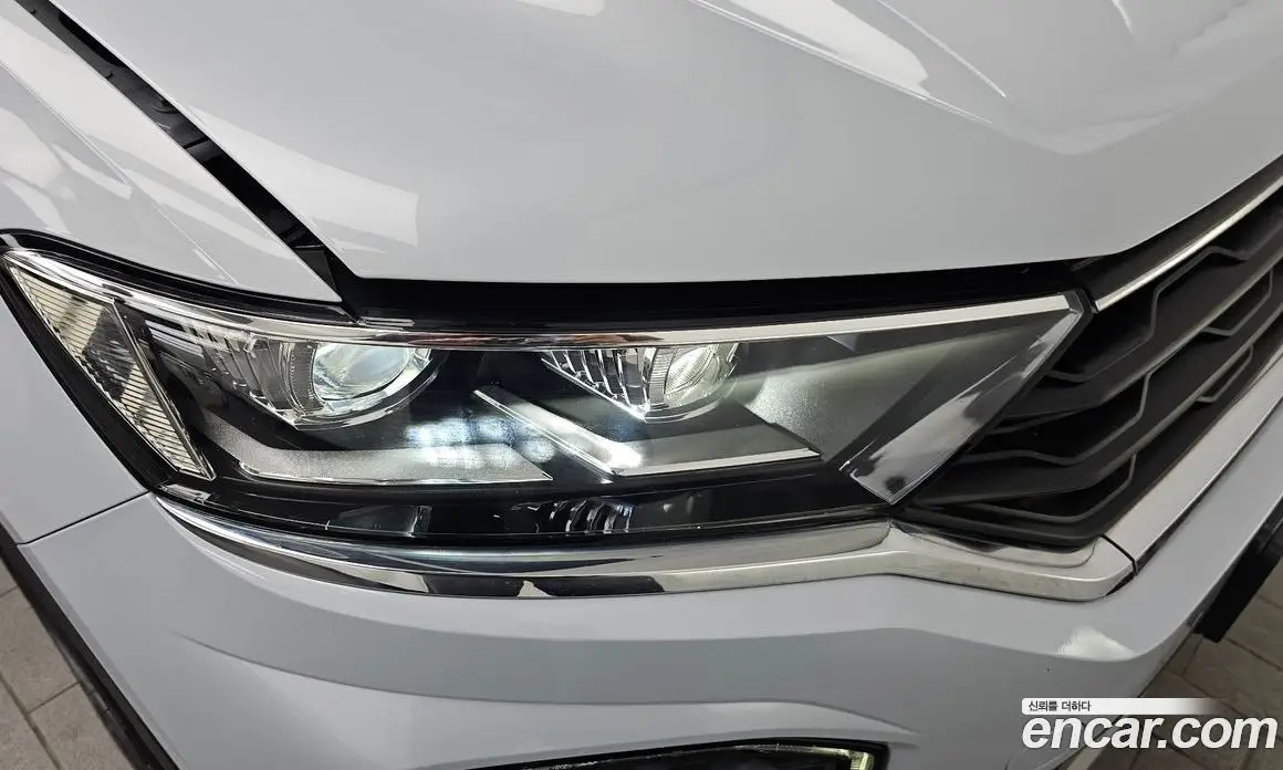 Volkswagen T-Roc 2021 2.0 автомат (гидро), фото 8 Volkswagen T-Roc 2021 2.0 автомат (гидро), фото 8